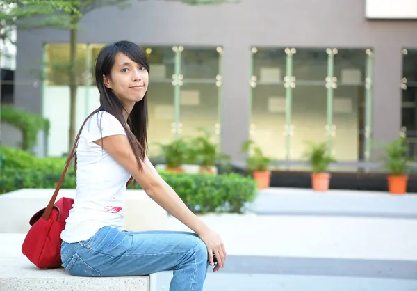 Student at campus — Stock Photo, Image