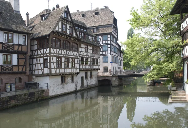 Francie, Štrasburk. staré domy — Stock fotografie