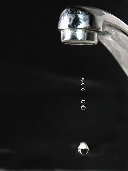 The stopped instant-drop of water — Stock Photo, Image