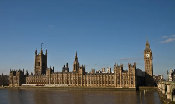 Houses of parliament — Stock Photo, Image