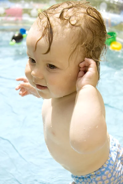 Κολύμβησης του παιδιού — Φωτογραφία Αρχείου