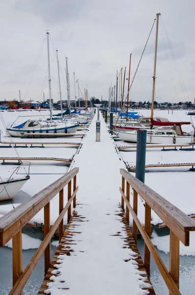 Kışın liman — Stok fotoğraf