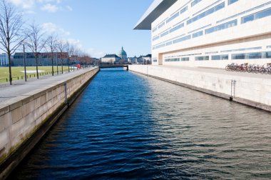cnannel Danimarkalı operahouse yakın