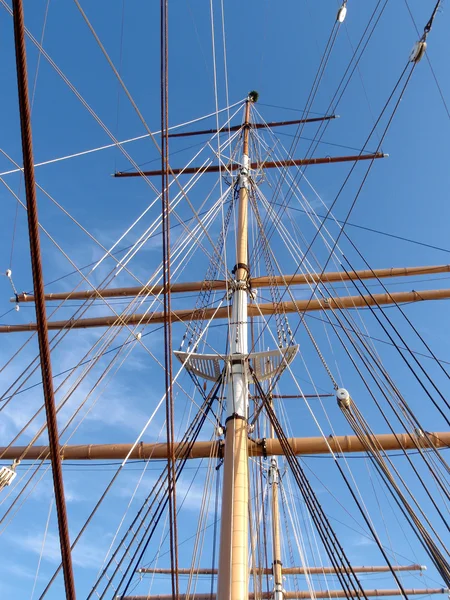 Masted of the C.A Thayer in San Francisco Maritime National Hist — Stock Photo, Image