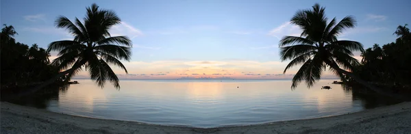 -純度のビーチの夕日 — ストック写真