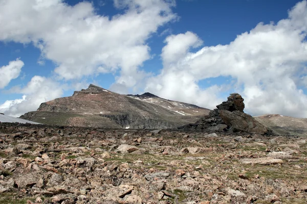 Picco di fase d'argento e plateau, montana — Foto Stock
