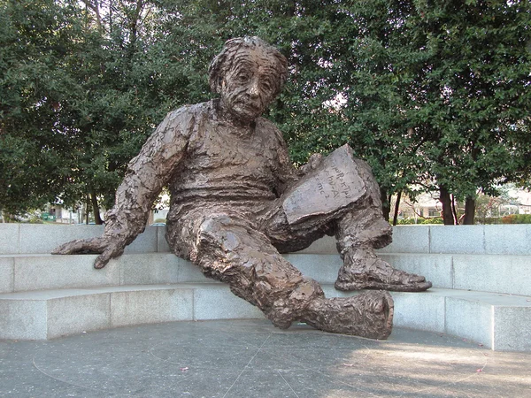 Einstein pomnik — Zdjęcie stockowe
