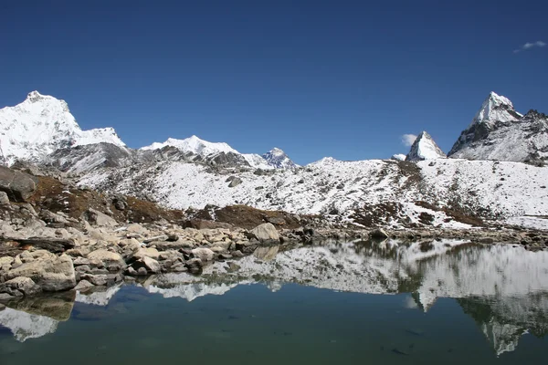 珠穆朗玛峰-尼泊尔 — 图库照片