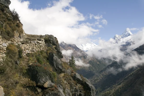 喜马拉雅山步道-尼泊尔 — 图库照片