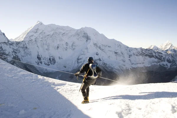 高山登山者-尼泊尔 — 图库照片
