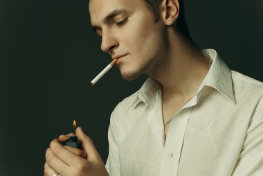 Sigara adam