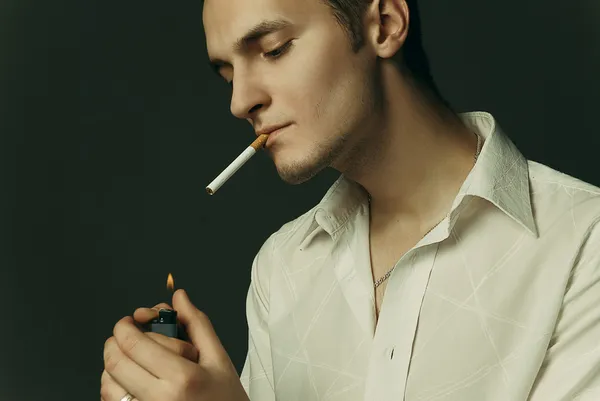 Fumando chico — Foto de Stock