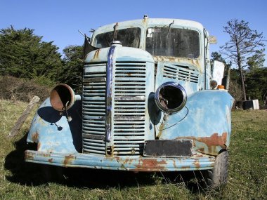 Eski Bedford kamyon 2