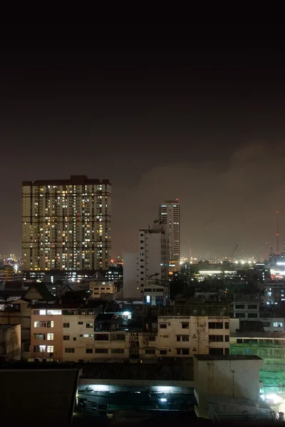 Bangkok in der Nacht lizenzfreie Stockfotos