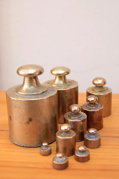 Antique scale weights — Stock Photo, Image