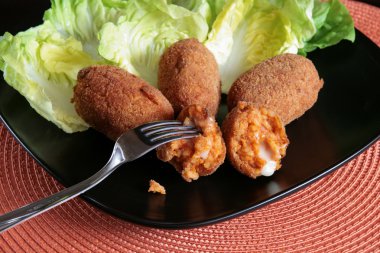 Roma supplì (pirinç kroket)