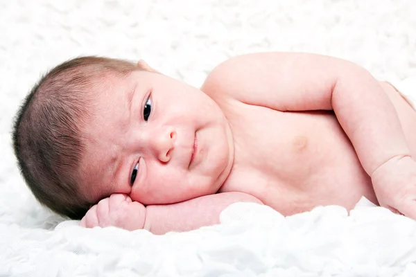 생각 하는 귀여운 아기 — 스톡 사진