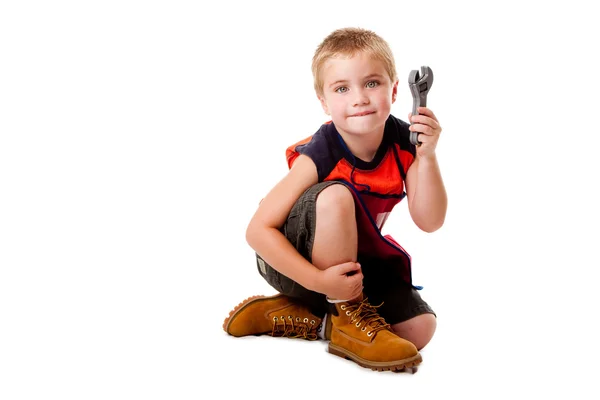 Pojke med skiftnyckel — Stockfoto