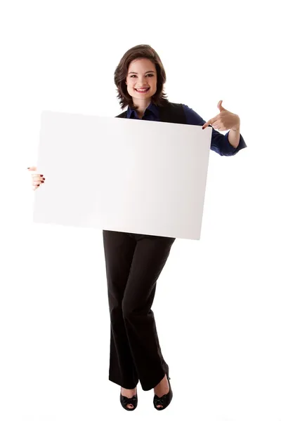 Молодая деловая женщина с белой доской — стоковое фото
