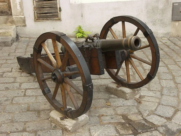 Old war gun — Stock Photo, Image