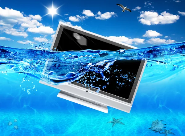 TV in sea — Stock Photo, Image