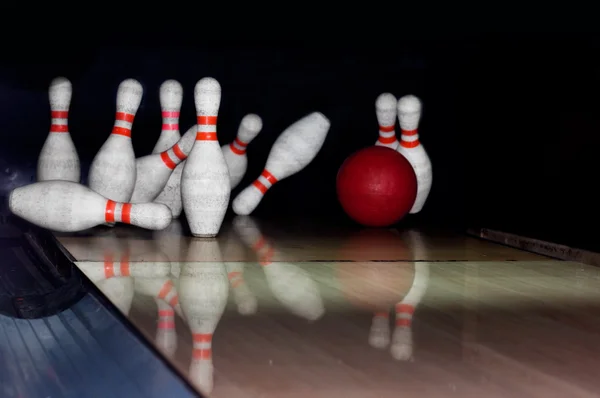 Épingles de bowling Images De Stock Libres De Droits
