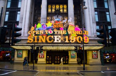 Selfridges: Londra