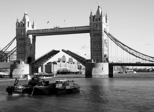 타워 브리지: 런던 — 스톡 사진