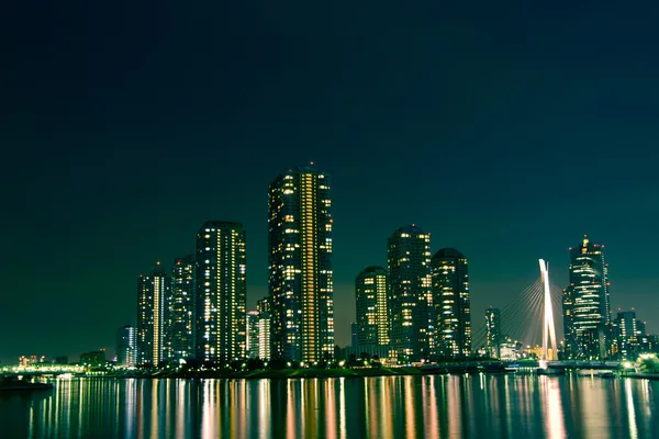 Ciudad de noche —  Fotos de Stock