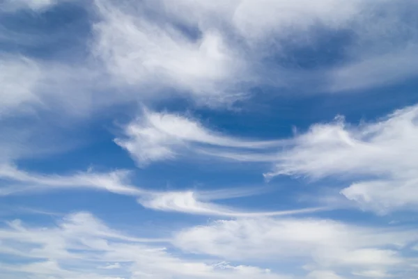 Bewolkte lucht — Stockfoto