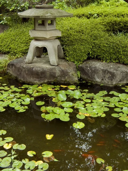 Zen garden & pond — стоковое фото