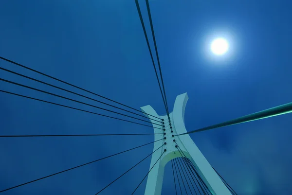 Luna sobre puente —  Fotos de Stock