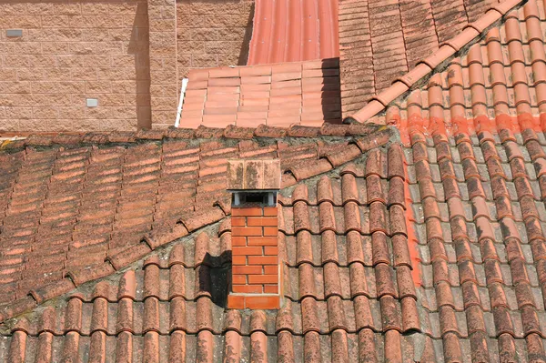 Dachówki dachowe — Zdjęcie stockowe