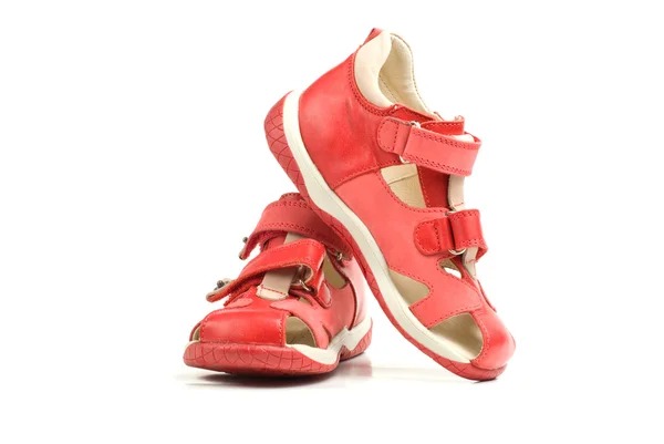 Lilla röda barn skor. — Stockfoto