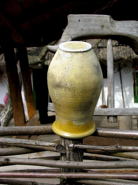 Ukraininan ancient ceramics pot — Stock Photo, Image