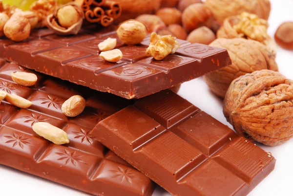 Chocolate bars with hazelnuts — Stock Photo, Image