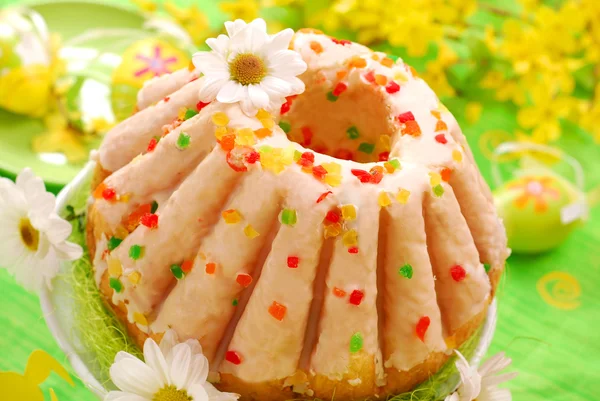 Easter ring cake with glaze — Stock Photo, Image