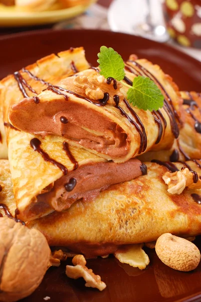 Çikolata mousse ile Pancakes Stok Fotoğraf