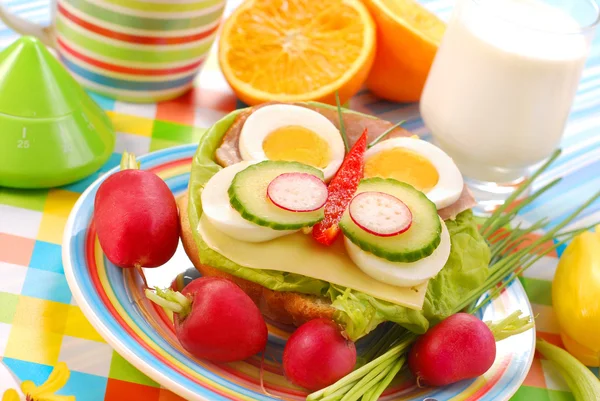 Desayuno saludable para niños —  Fotos de Stock
