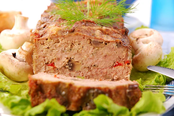Pan de carne con champiñones y pimentón —  Fotos de Stock