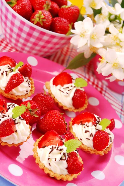 Mini tartelettes aux fraises — Photo