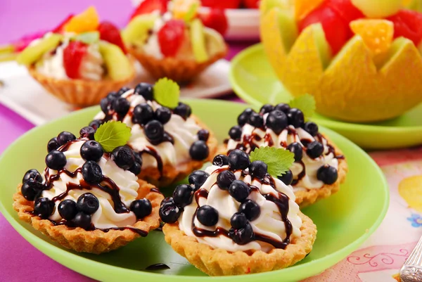 Blueberry mini tartlets — Stock Photo, Image