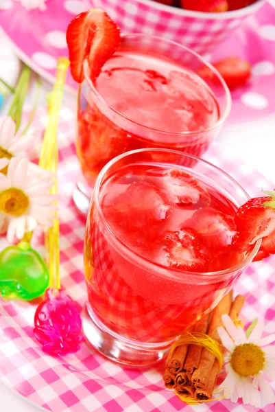 Świeże truskawki napój — Zdjęcie stockowe