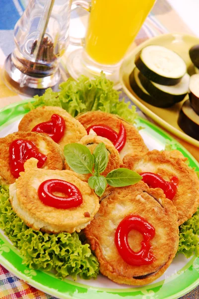 Fried Aubergine and zucchini slices — Stock Photo, Image