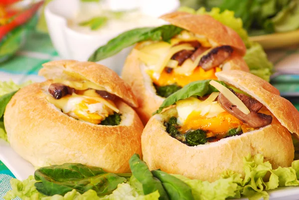 Baked buns filled spinach and egg — Stock Photo, Image