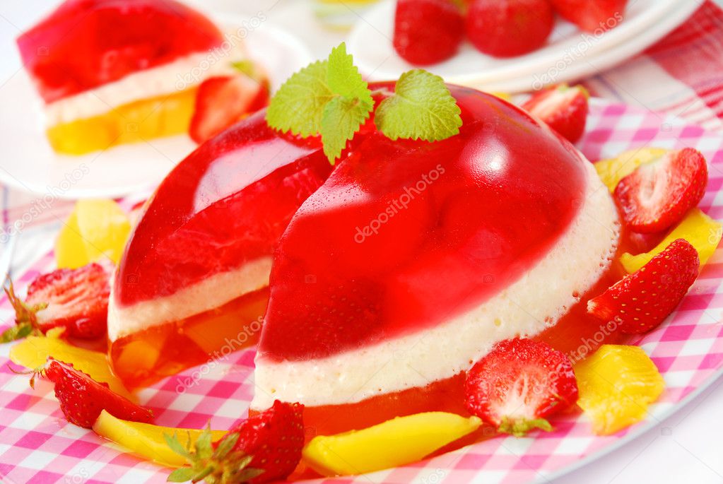 Strawberry and mango jelly with cream