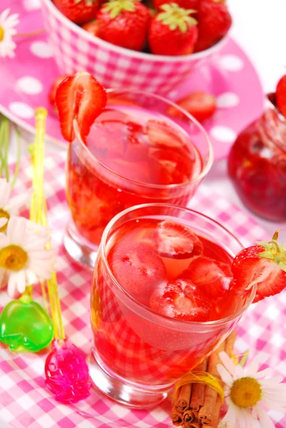Bebida fresca de fresa —  Fotos de Stock