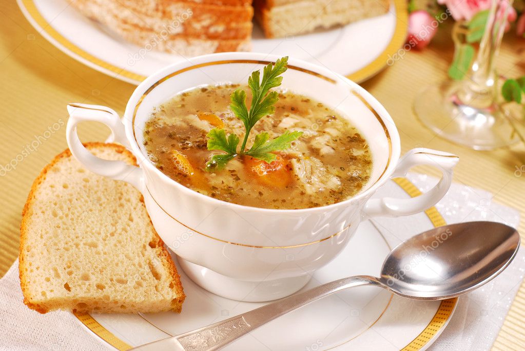 Traditional tripe soup (flaki)