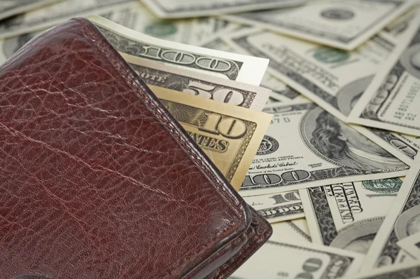Pieniądze w portfelu — Zdjęcie stockowe