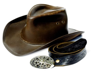 Vintage tarzı kovboy şapkası ve kemer